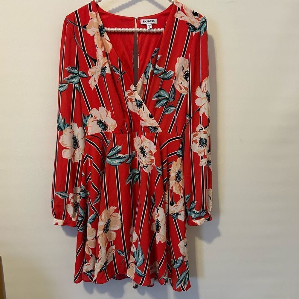 Express Women Dress small Red Floral Long Sleeve Mini Surplice wrap Lined fairy - Picture 12 of 13